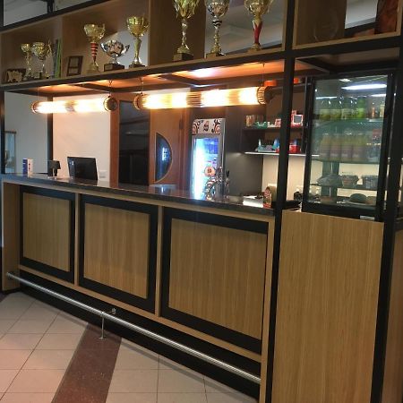Imet Centrum Bratysława Zewnętrze zdjęcie
